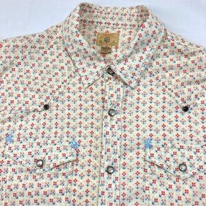 Trevero western long sleeve shirt Pearl snaps Large Floral print